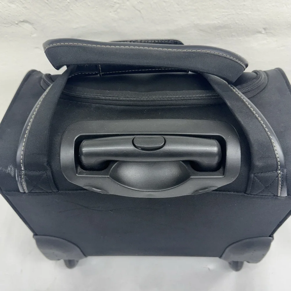 London Fog Under Seat Carry-On Travel Luggage Bag 15inch Rolling Bag
